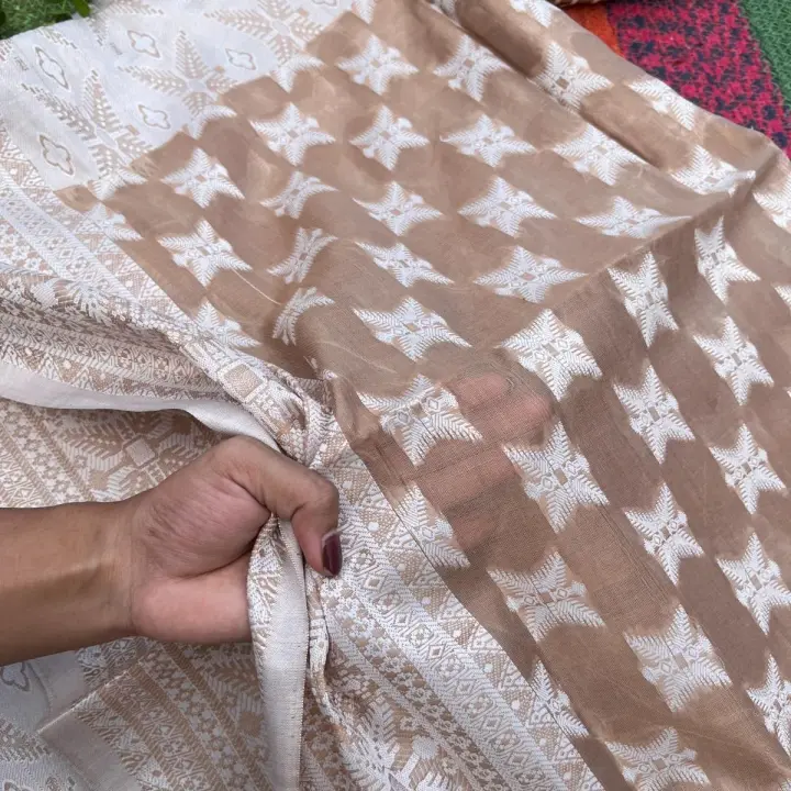 Kolmi Saree